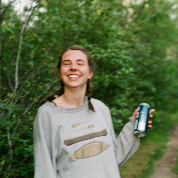 Meet your Posher, Carly - Picture 1 of 1